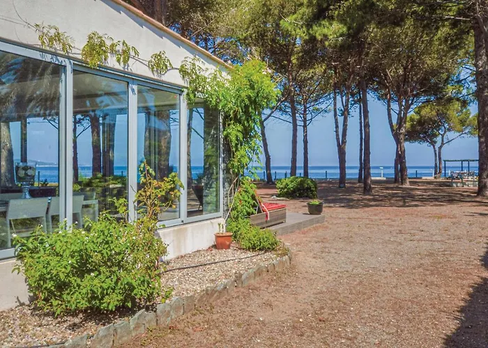 別荘 Amazing In St Florent With Wifi サン・フロラン